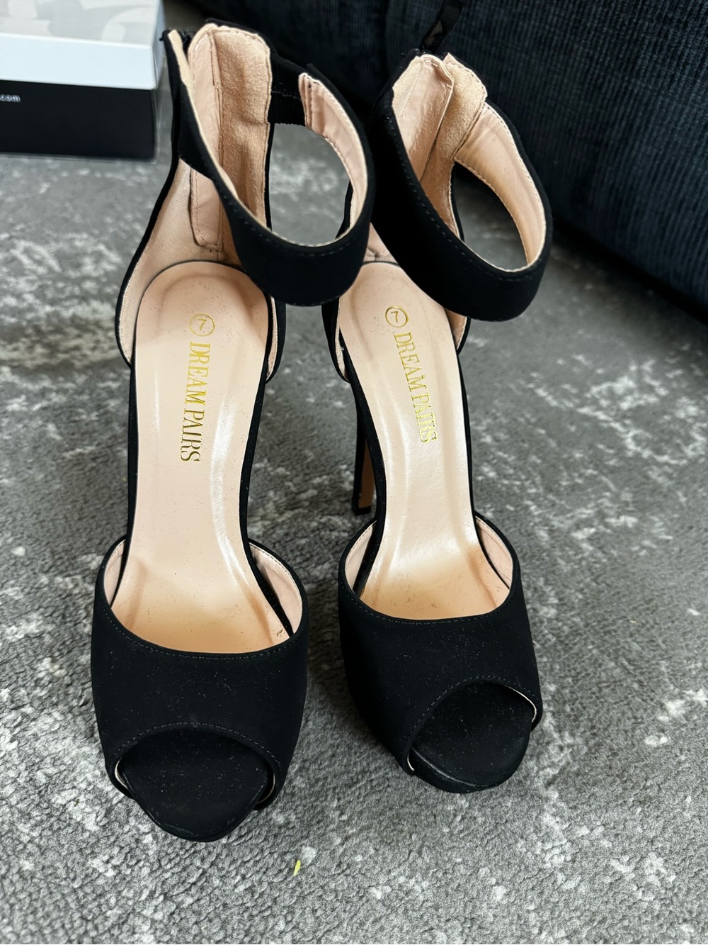 Heels - Picture 2 of 11